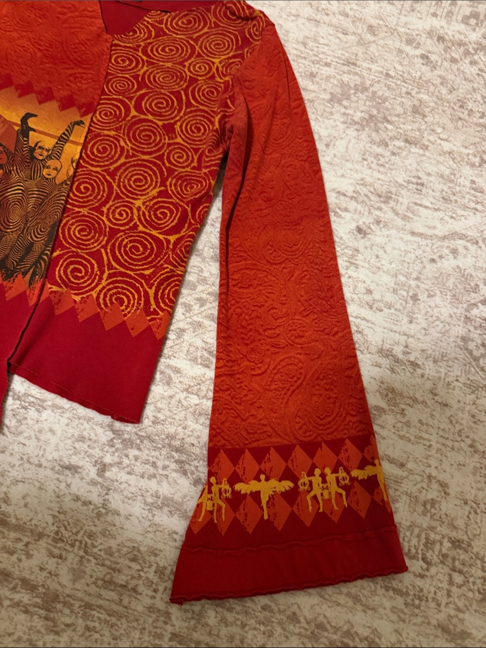 90s CIRQUE Du SOLEIL
Top, - Picture 3 of 16